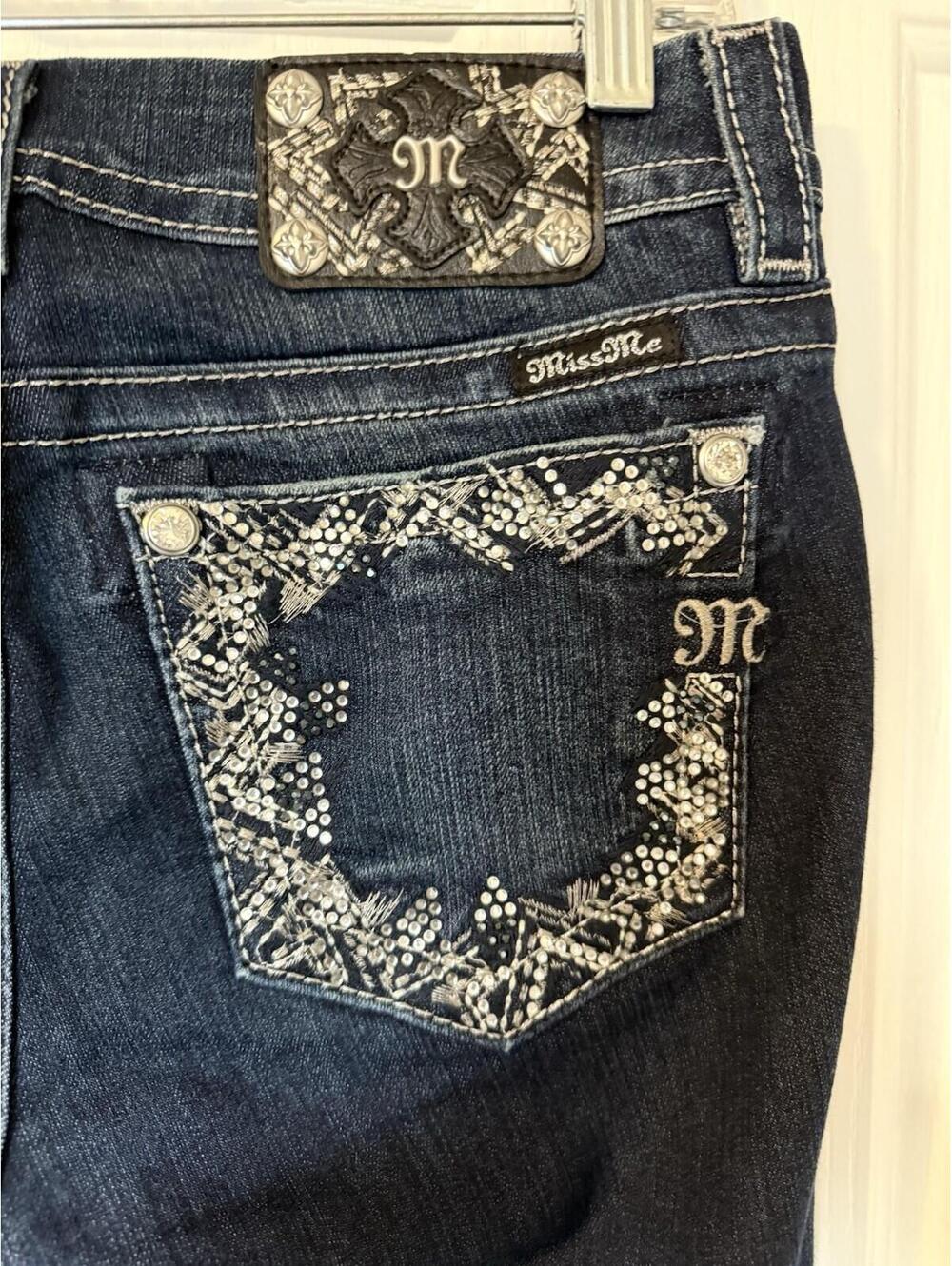 Miss Me Mid-Rise Easy Boot Jeans 28 x 31 Dark Wash Blue Denim JE8221ER - Picture 3 of 14